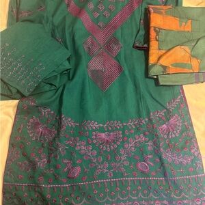 Beautiful Chrizma winter 3 pc with shawl small to medium